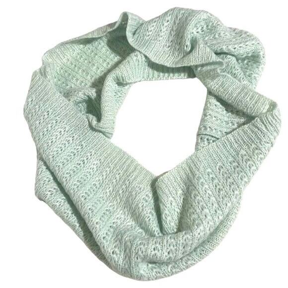 BP Scart Knit Infinity Scarf Layering Warmth Mint Green - Picture 1 of 6